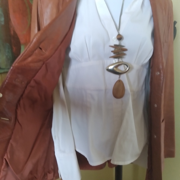 **SOLD ** Butter-Soft Genuine Vintage Leather Jacket - Picture 7 of 9